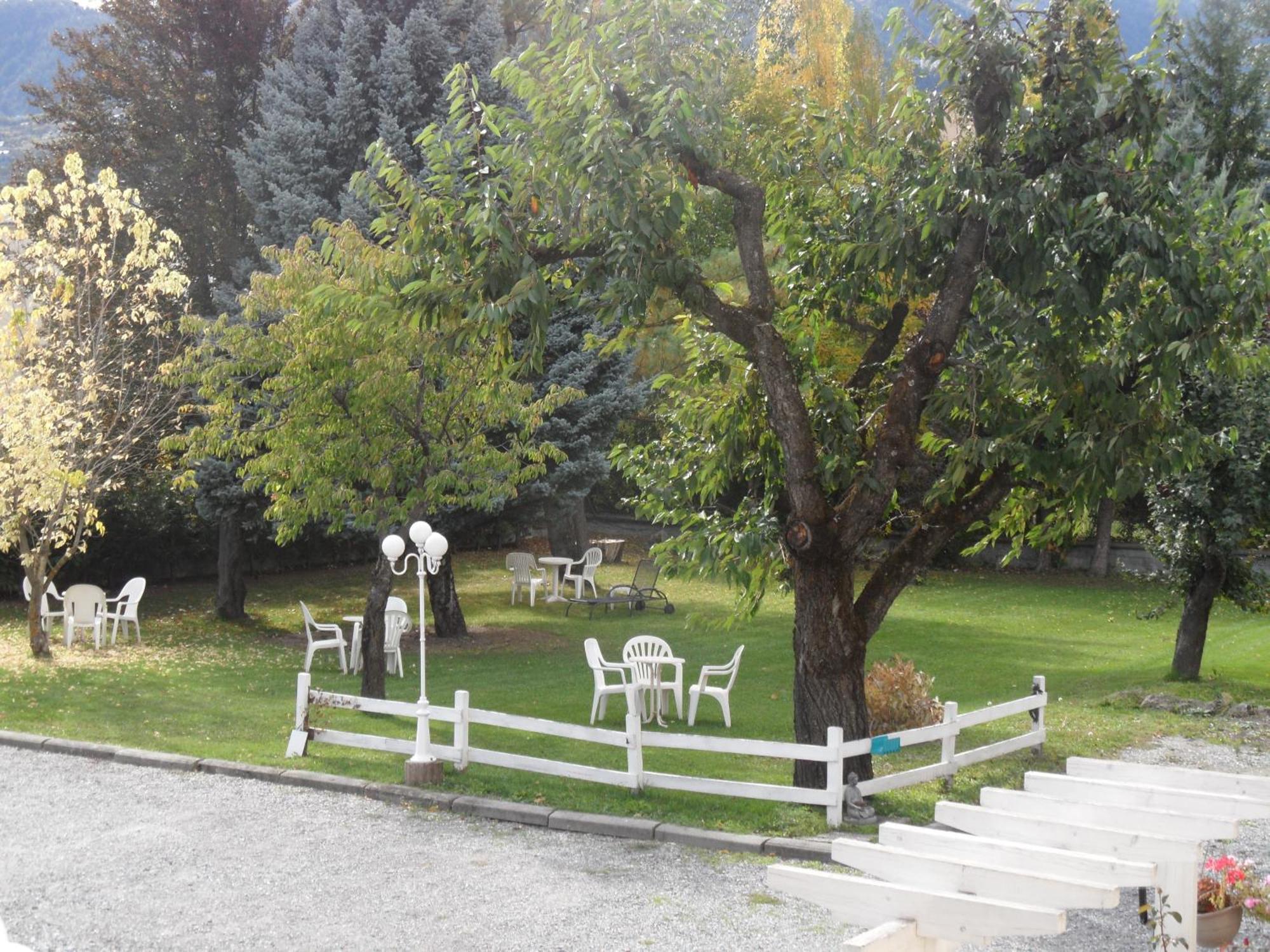 La Grande Eperviere Hotel Барселонет Екстериор снимка